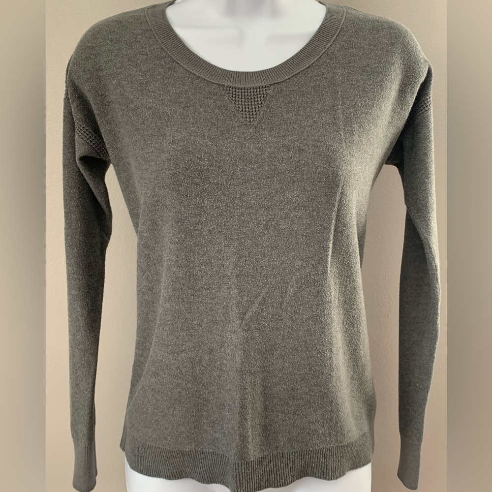 American Eagle Outfitters Crew Neck Sweater